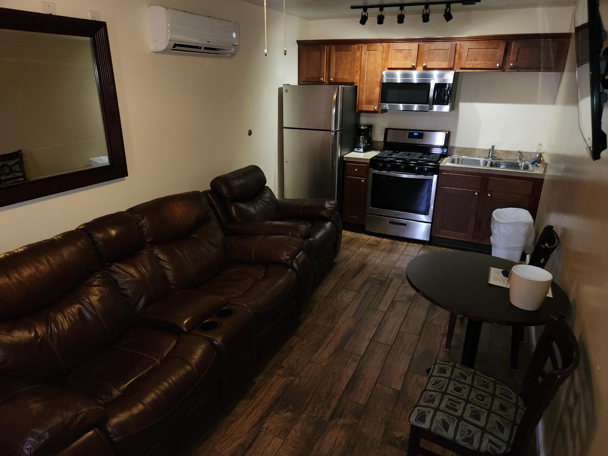 Clairton Jefferson Hills Motel المظهر الخارجي الصورة
